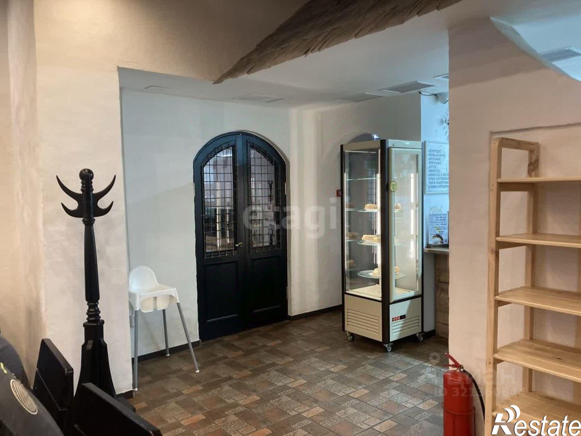 Купить помещение свободного назначения за 110 001 000 рублей на ул Труда, 79Б