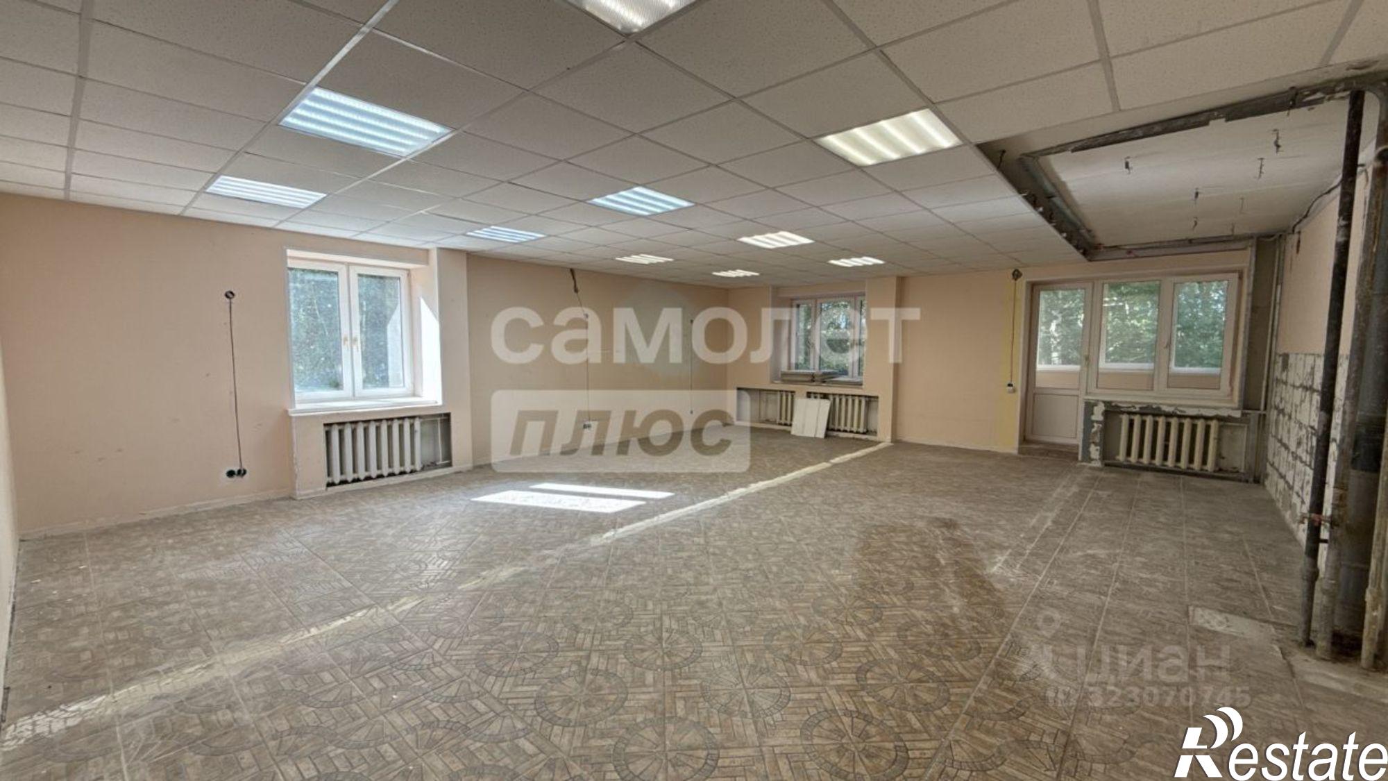 Купить помещение свободного назначения за 25 991 600 рублей на ул Рокоссовского, 18