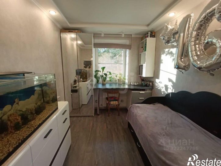 3-комн квартира ул Клавы Назаровой, 45,  д. 45