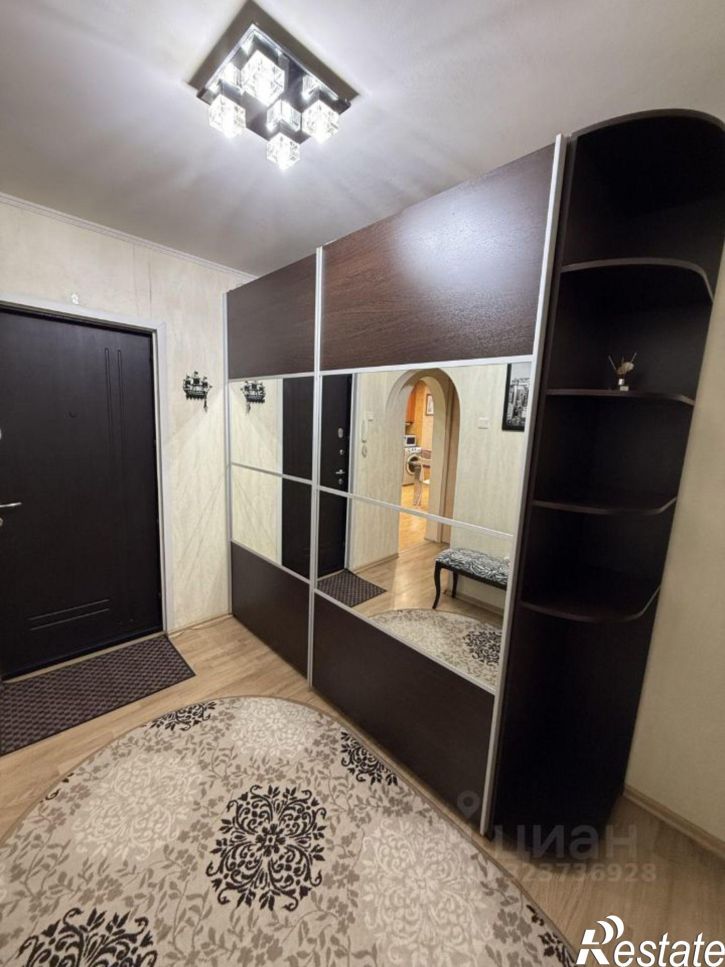 3-комн квартира улица Байкова, 14,  д. 14