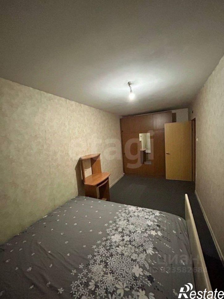 3-комн квартира ул Шелгунова, 15,  д. 15