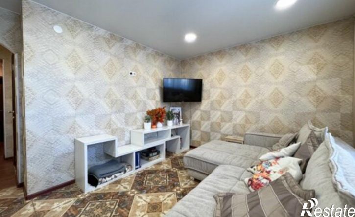 4-комн квартира ул Индустриальная, 6А,  д. 6А