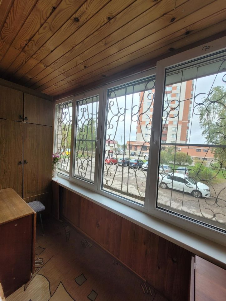 3-комн квартира улица Байкова, 11