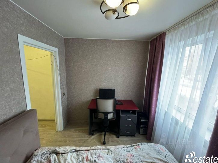 4-комн квартира ул Западная, 8,  д. 8