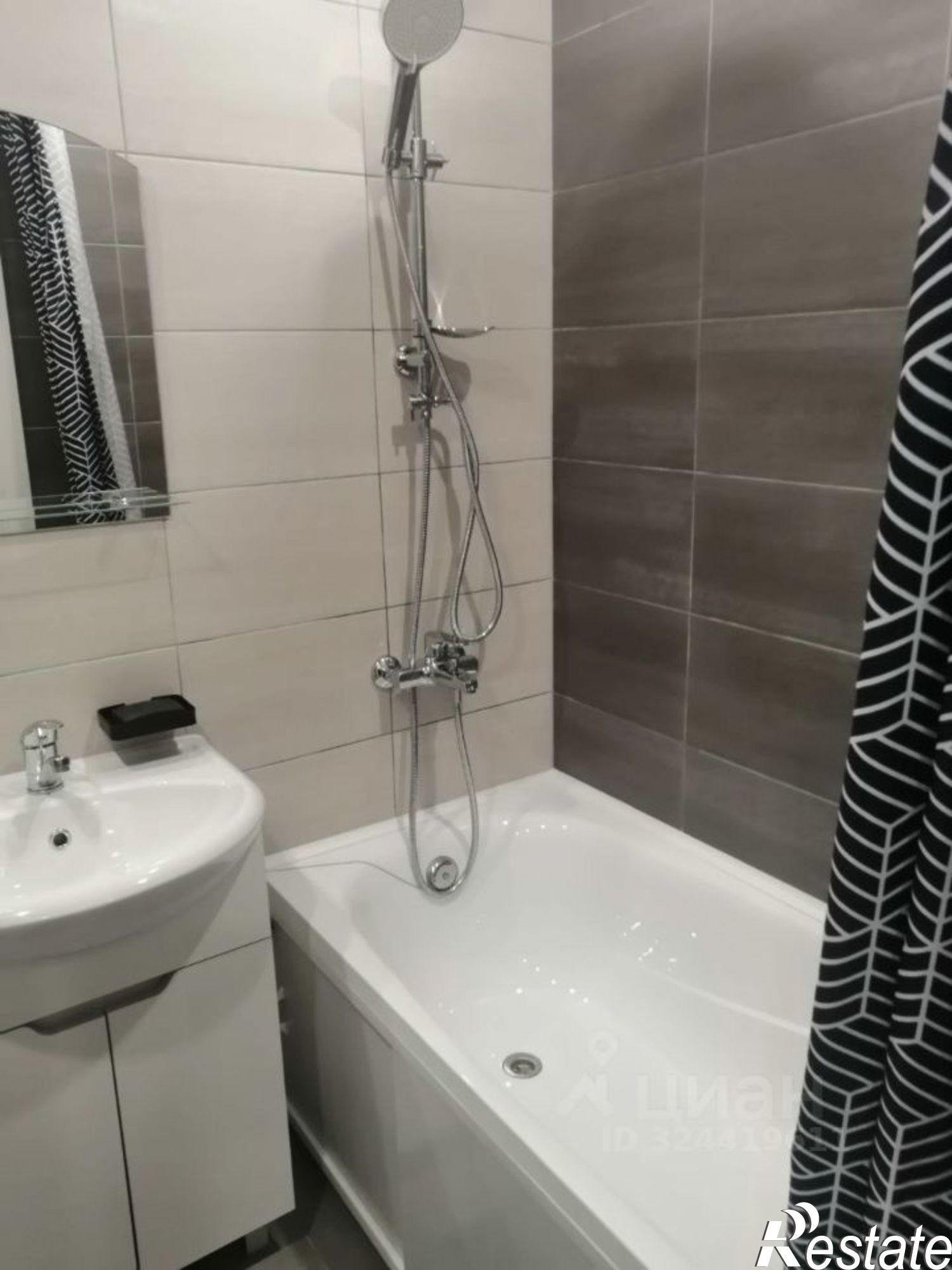 Сдать квартиру за 25 000 рублей на ул Ижорского Батальона, 41