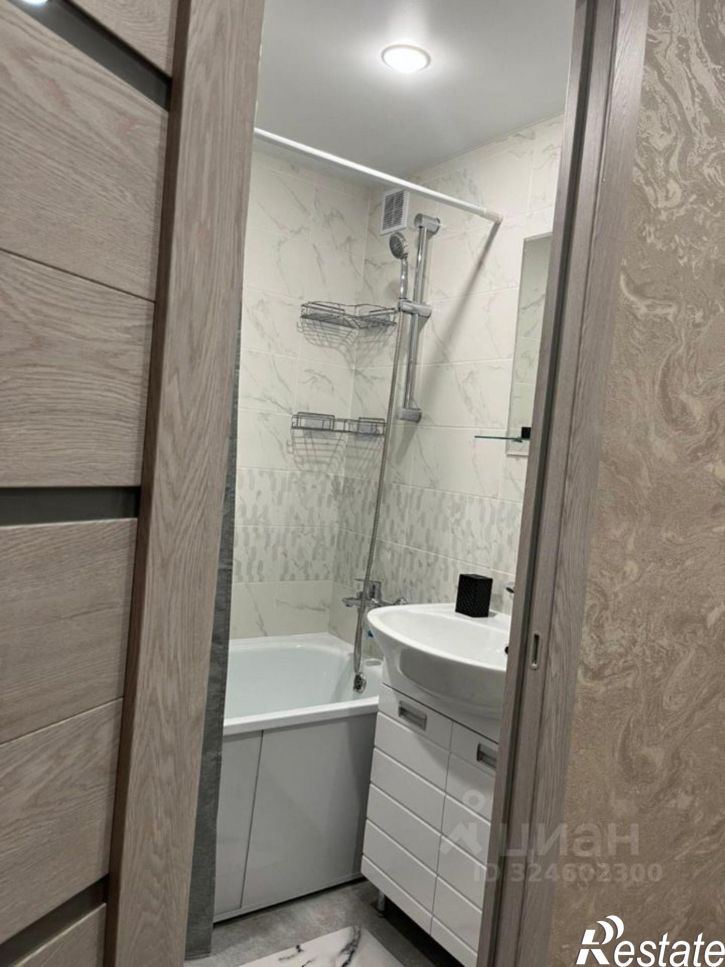 1-комн квартира Коммунальная улица, 72,  д. 72