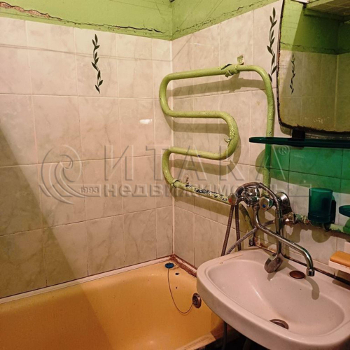 Продажа 1-комн квартиры Яна Фабрициуса ул., д. 17