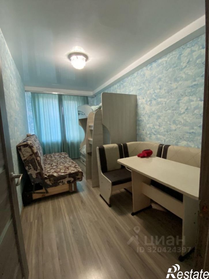 3-комн квартира пер Олега Зобова, 15,  д. 15