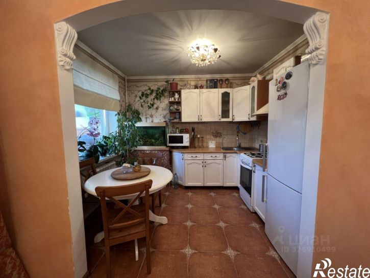 3-комн квартира улица Байкова, 2,  д. 2