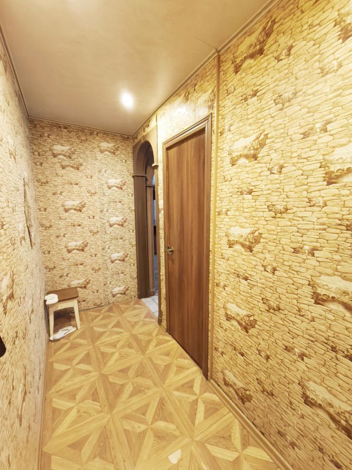 2-комн квартира улица Чехова, 10