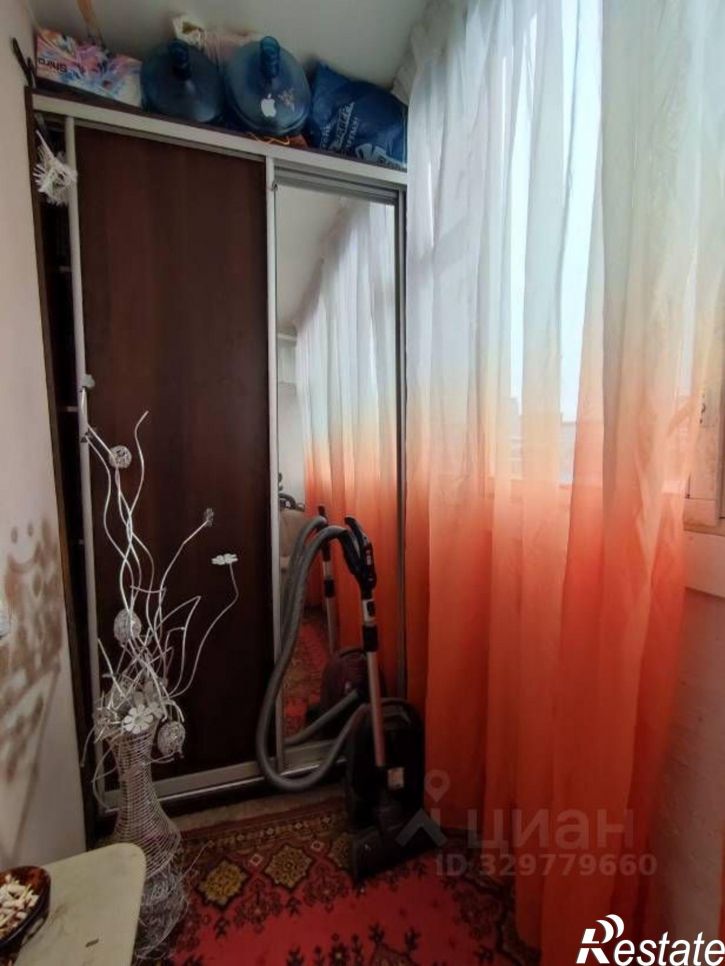 2-комн квартира Коммунальная улица, 70,  д. 70