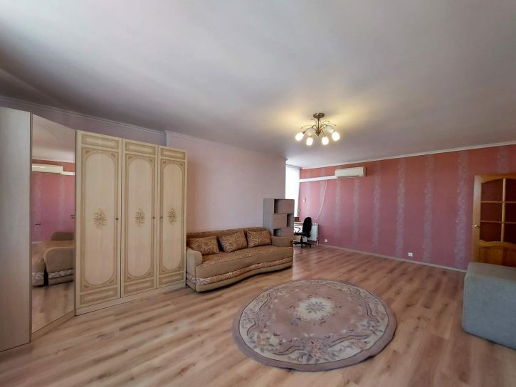 2-комн квартира Некрасова ул., д.25А