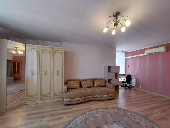 2-комн квартира Некрасова ул., д.25А