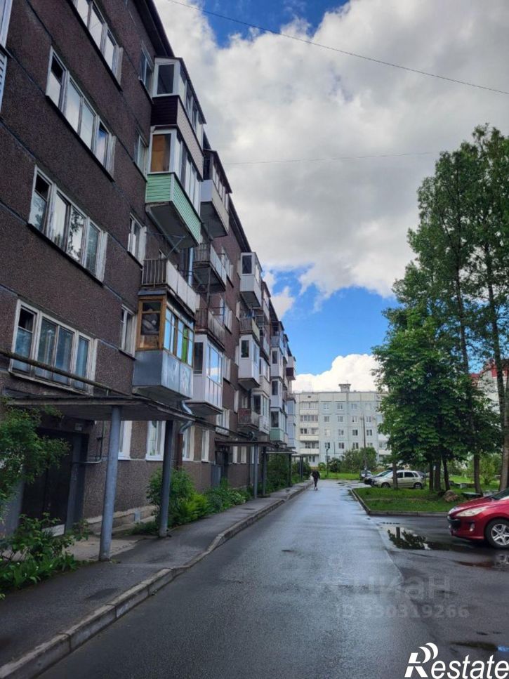 2-комн квартира ул Ижорского Батальона, 39,  д. 39