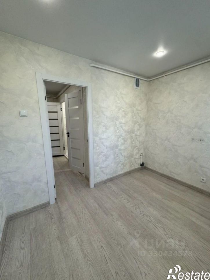 1-комн квартира ул Ижорского Батальона, 8,  д. 8