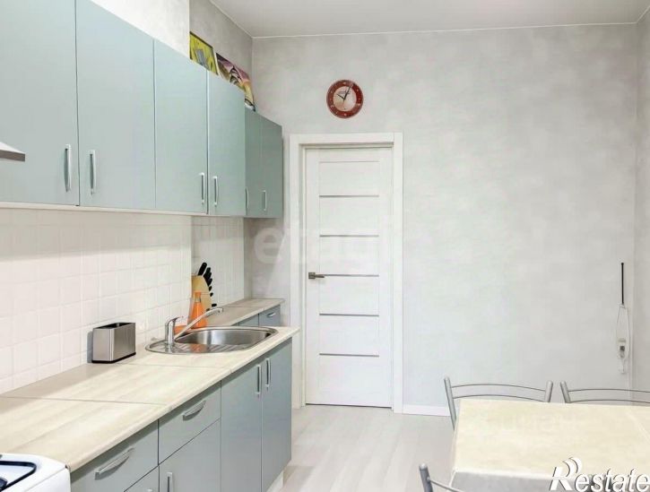 3-комн квартира Октябрьский проспект, 19,  д. 19