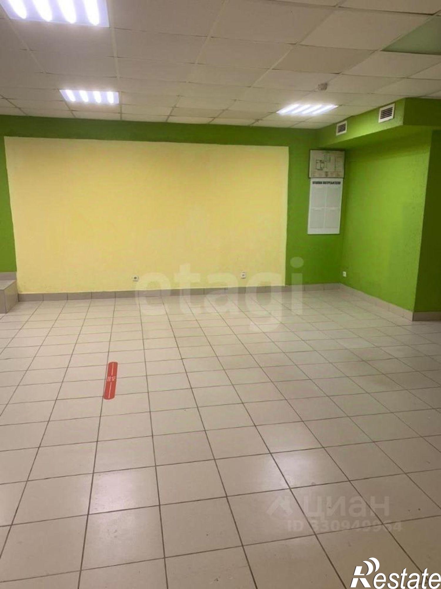 Сдать торговое помещение за 30 000 рублей на ул Юбилейная, 36