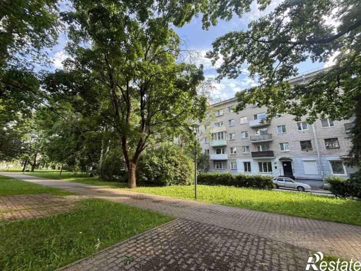 2-комн квартира набережная реки Великой, 4,  д. 4