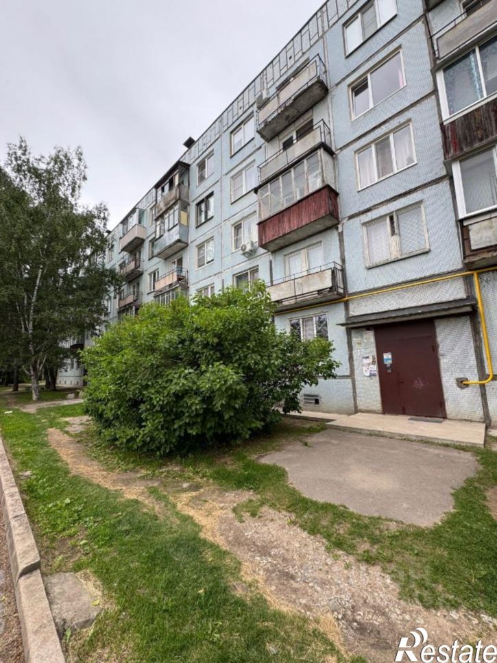 2-комн квартира ул Космическая, 1,  д. 1