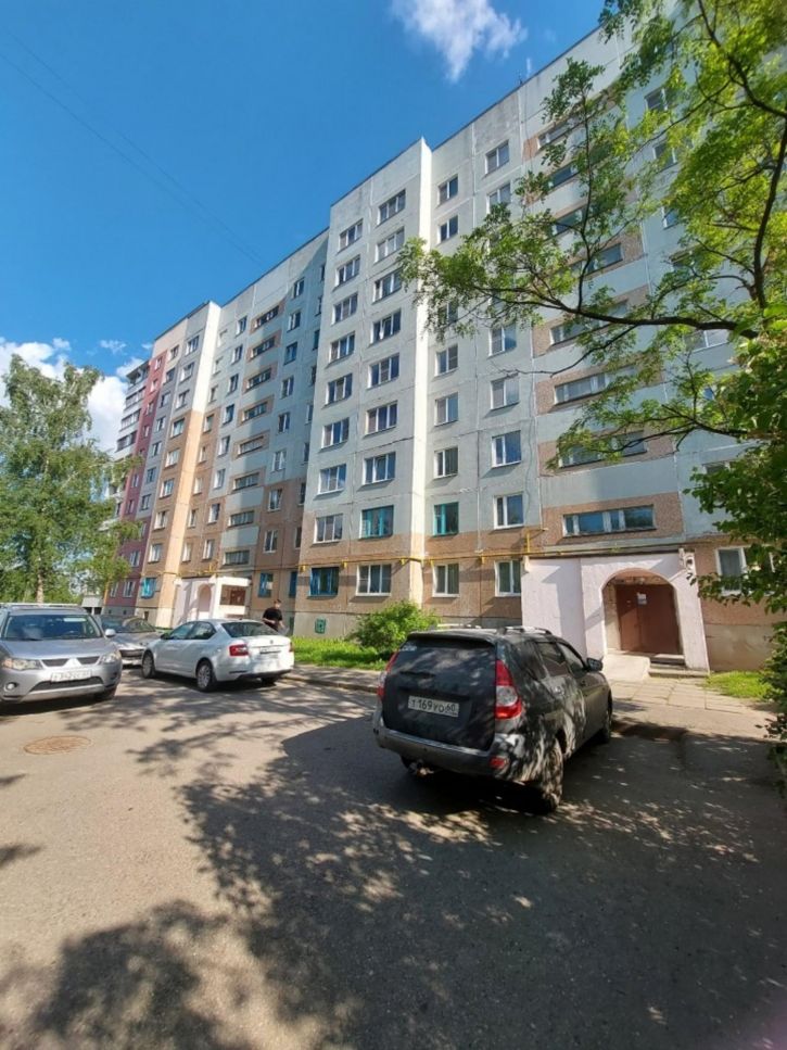 3-комн квартира Инженерная улица, 90