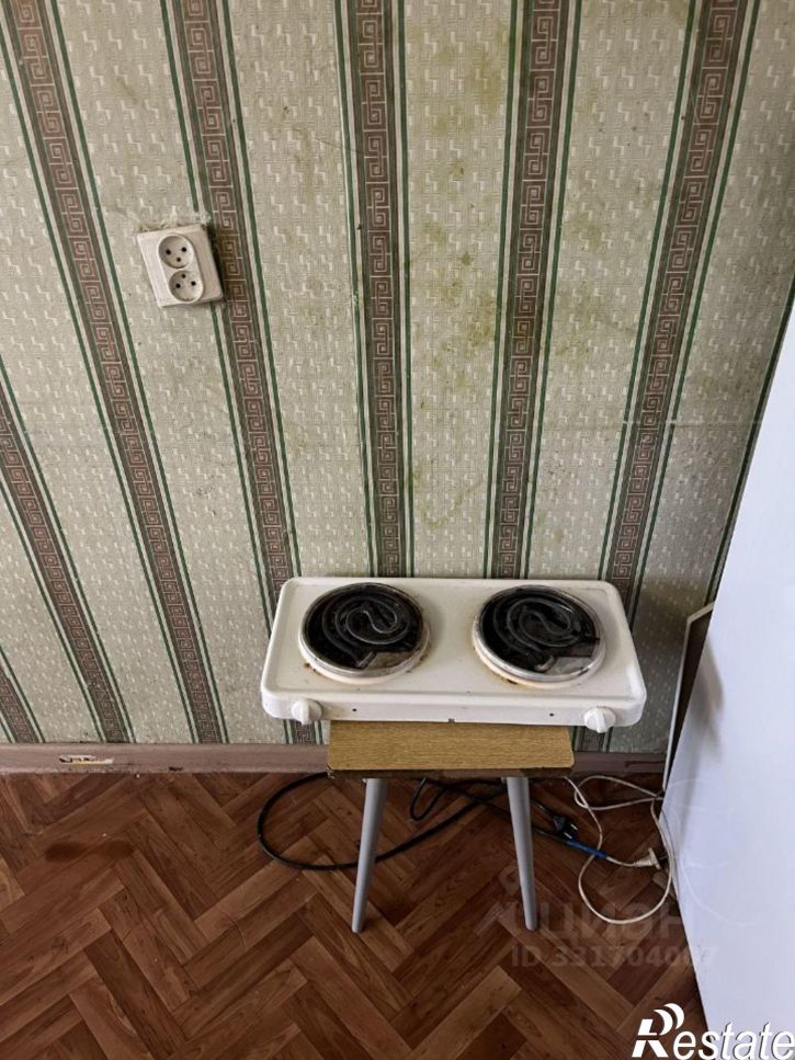 Комната ул Ижорского Батальона, 5,  д. 5