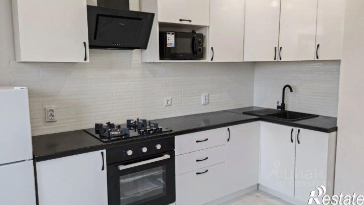 1-комн квартира улица Юности, 32
