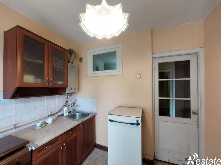 3-комн квартира Красных Просвещенцев ул., д.4