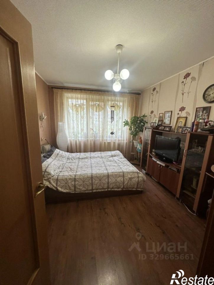 4-комн квартира ул Ижорского Батальона, 6,  д. 6