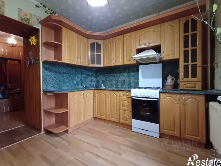 3-комн квартира ул Ижорского Батальона, 8А,  д. 8А