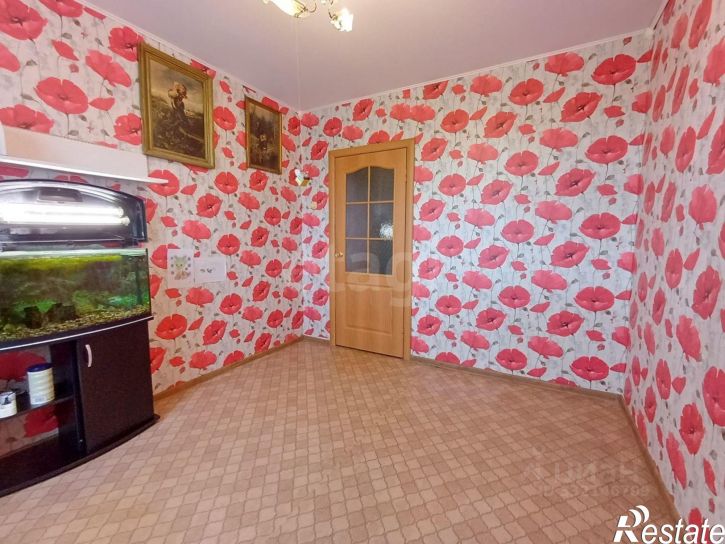 3-комн квартира ул Ижорского Батальона, 8А,  д. 8А