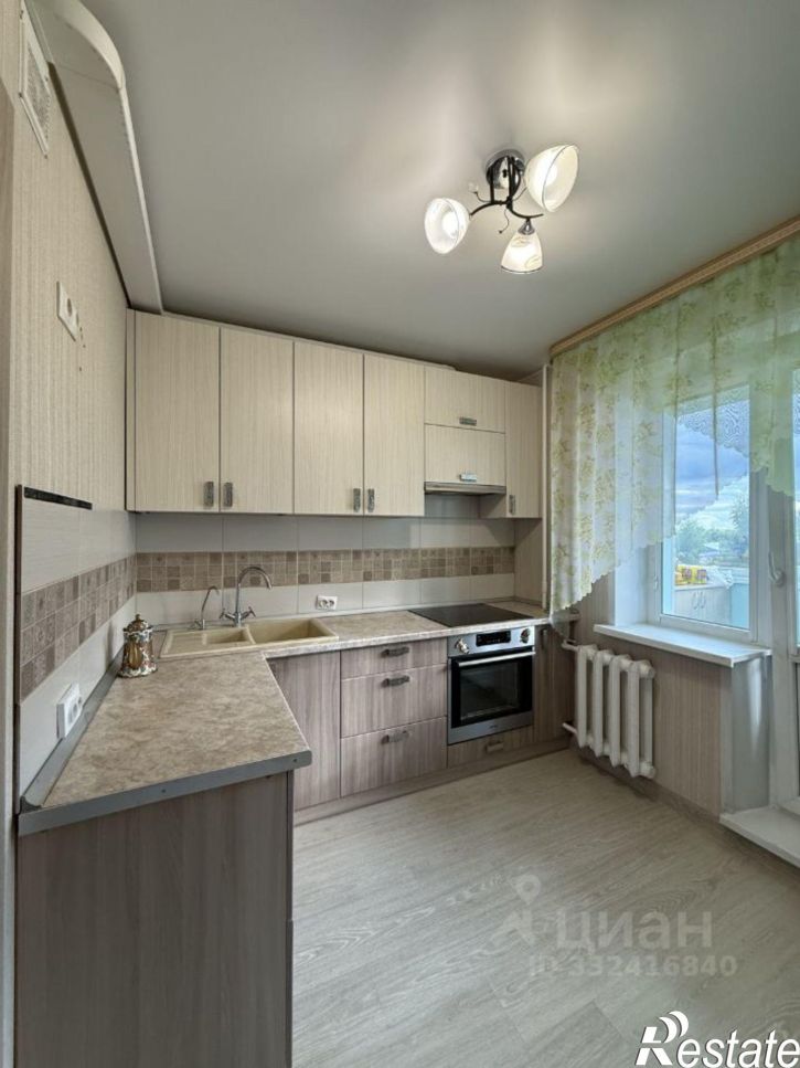 2-комн квартира ул Шестака, 10,  д. 10