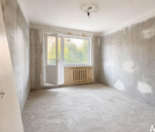 2-комн, 46кв м, этаж 3/5 ул Труда, 49