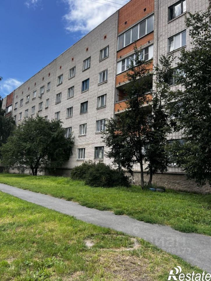 Комната ул Ижорского Батальона, 5А,  д. 5А