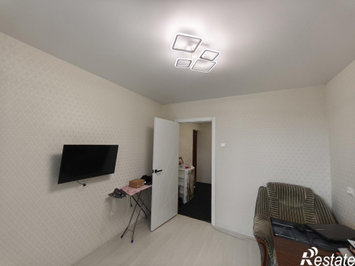Продажа 3-комн квартиры Стахановская улица, 8