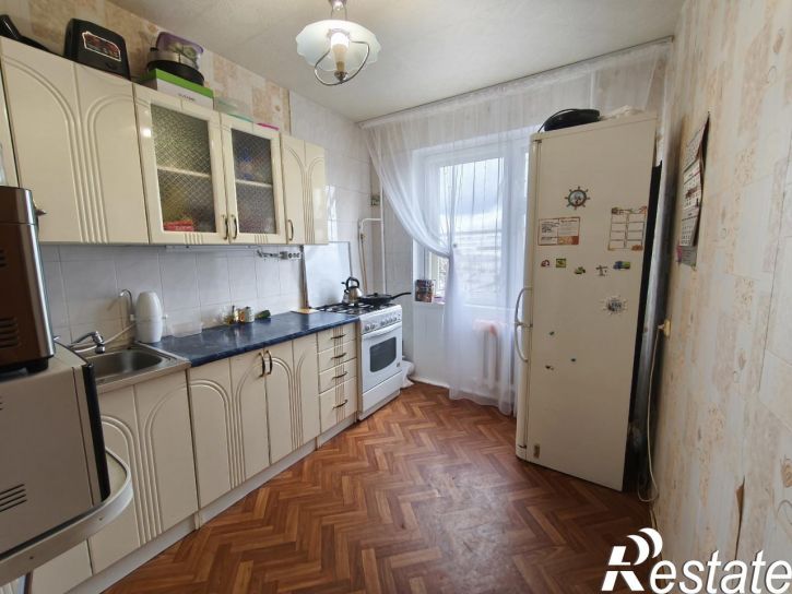 3-комн квартира Стахановская улица, 8